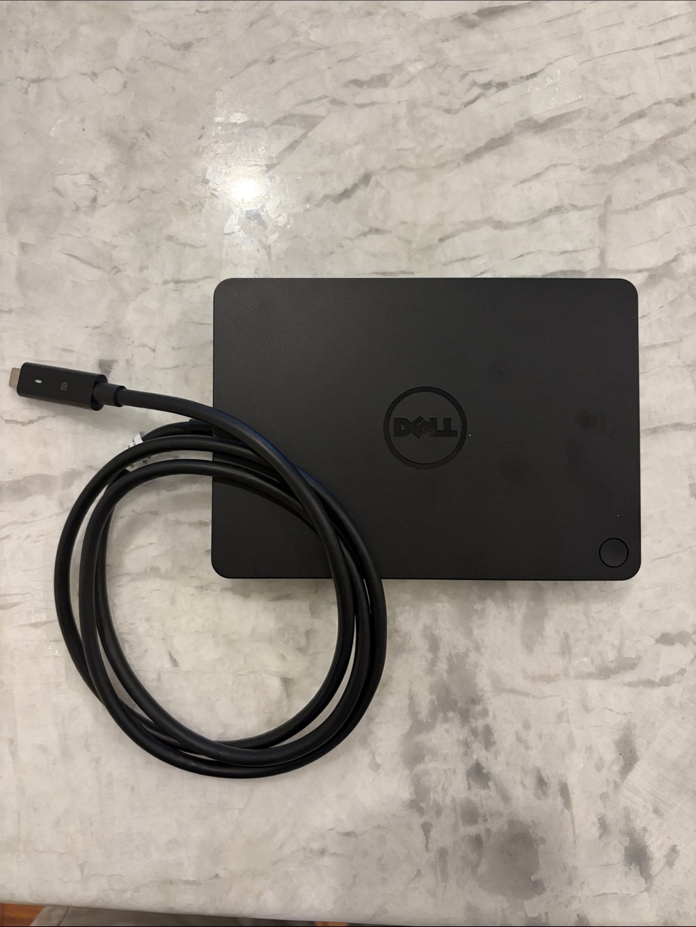Dell WD15 K17A docking station w/Dell adapter DA130PE1-00
